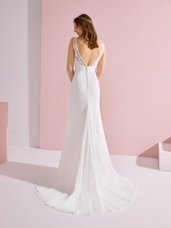 White One #Julia #2 thumbnail