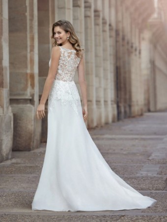 White One #SHINING #2 thumbnail