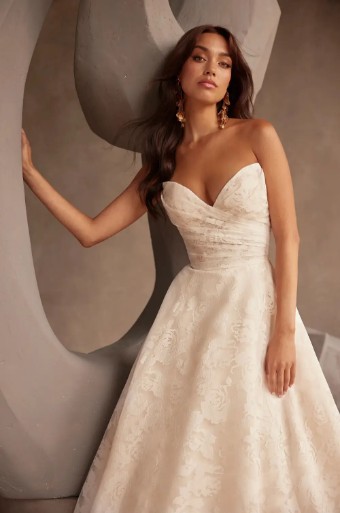 Paloma Blanca #5128 #1 thumbnail