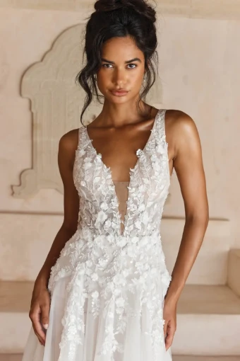 Madi Lane  Lyndall #7 thumbnail